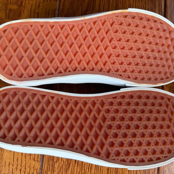 Vans tie-dyed multi-colored slip-on shoes. Women's 8.5, Men's 7. - Picture 3 of 8